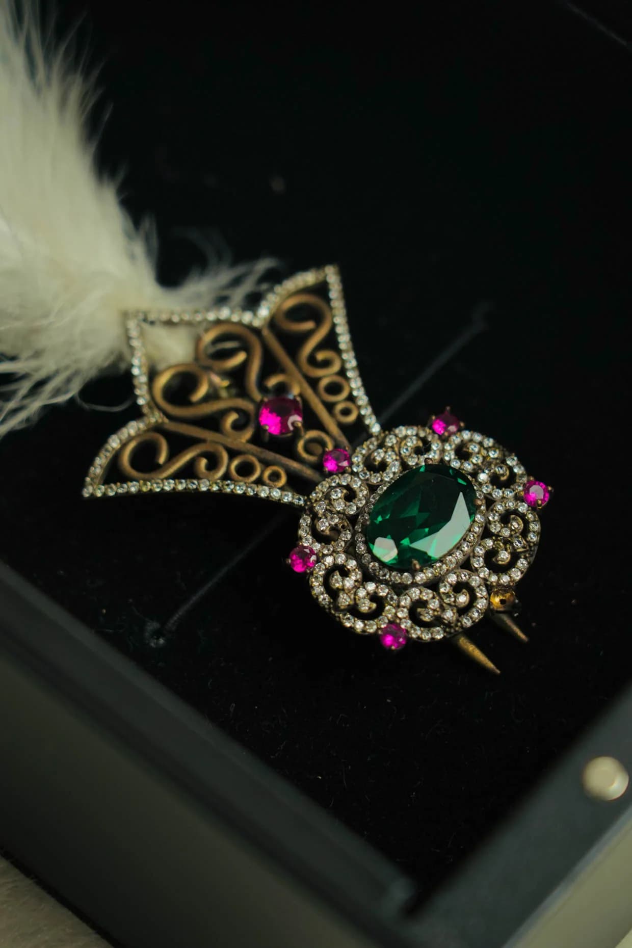 Multi Color Kalgi — detail