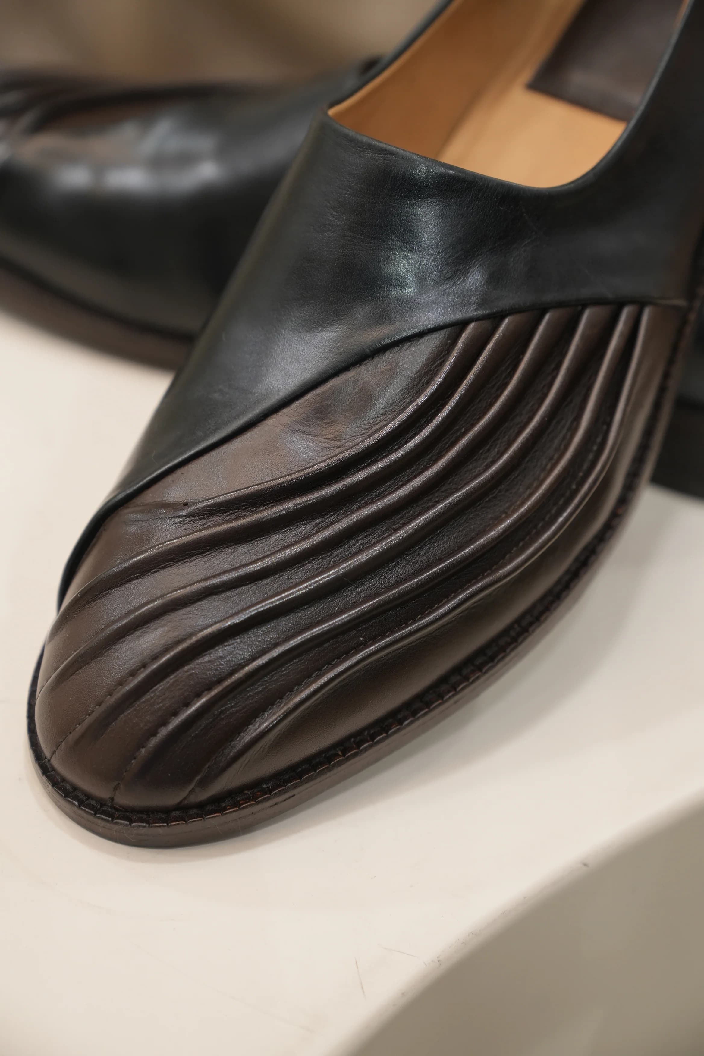 Tide Caligae — detail