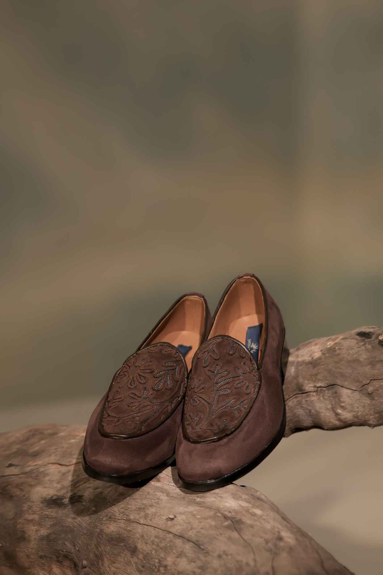 Coffee Cord Embroidery Loafers — detail