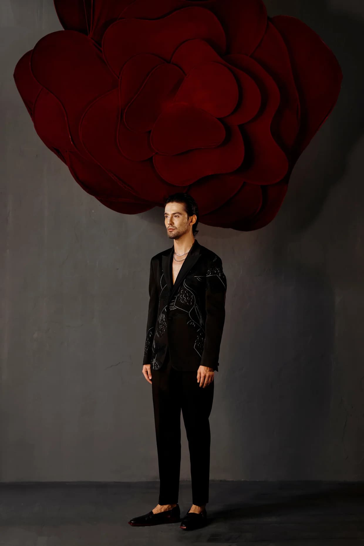 Pique Black Tux